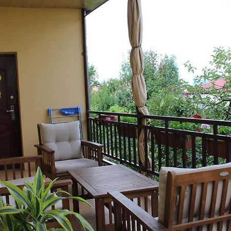 Tinikos Guest House Telavi Kültér fotó